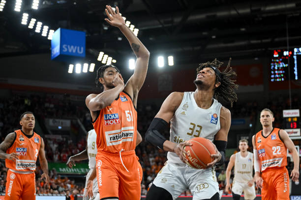 时期尤其彰 时期尤其彰