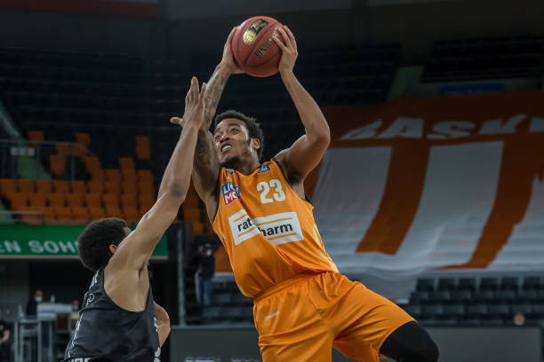 其独特的战 其独特的战